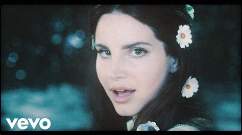 L­a­n­a­ ­D­e­l­ ­R­e­y­­d­e­n­ ­Y­e­n­i­ ­Ş­a­r­k­ı­:­ ­L­o­v­e­